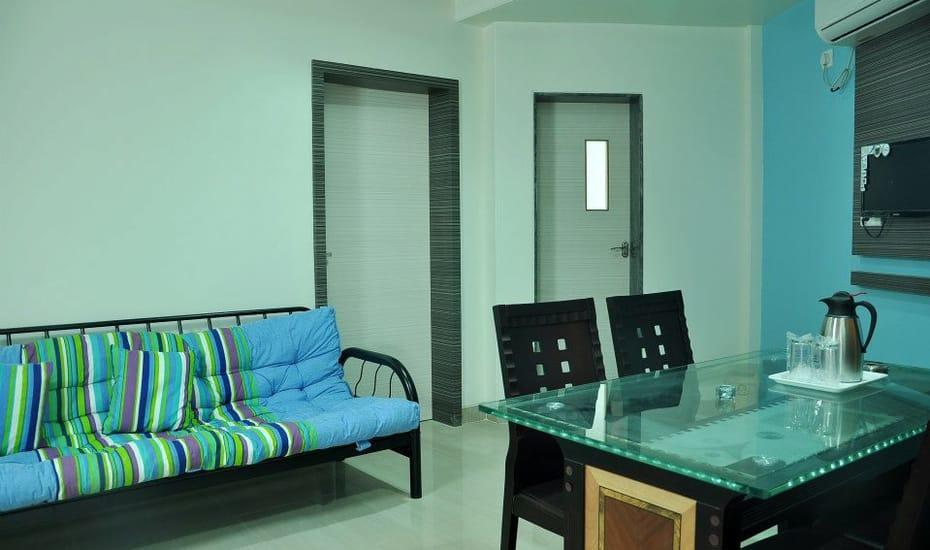 Sandesh Resort Wai Экстерьер фото